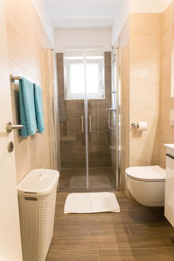 Apartment Zara - Luxury Apartment With Private Pool ภายนอก รูปภาพ